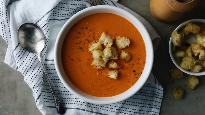 visual of tomato soup